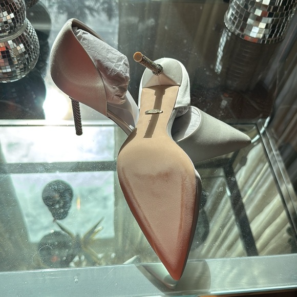 OZARA II - CRYSTAL HEEL POINTED TOE BRIDAL PUMP - WHITE - Picture 14 of 15